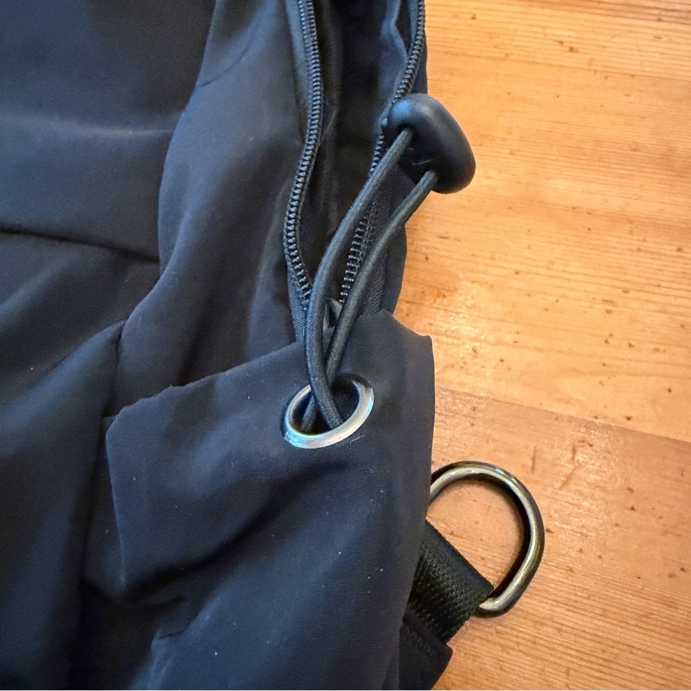 Backpack, Multipurpose Water Resistant Outdoor Crossbody Shoulder Daypack Black - Picture 5 of 7